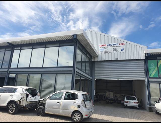 467M² FACTORY RENTED IN SAXENBURG PARK 2
